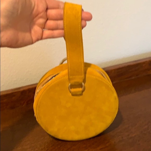 Suede clutch by Tara Zadeh - Picture 4 of 8